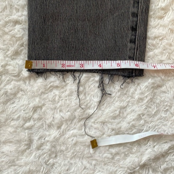 Madewell Women's Gray Distressed Jeans - Picture 6 of 13